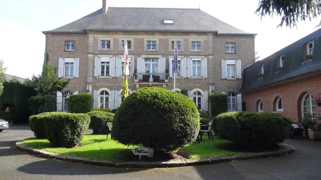 Hotel Le Clos Du Montvinage Étréaupont Exterior foto