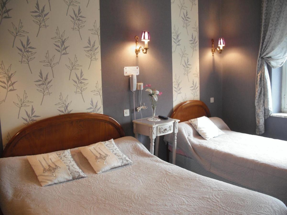 Hotel Le Clos Du Montvinage Étréaupont Quarto foto
